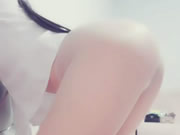 極品完具美少女這樣的玩具醬粉紅狗鏈和蠟滴你喜歡嗎